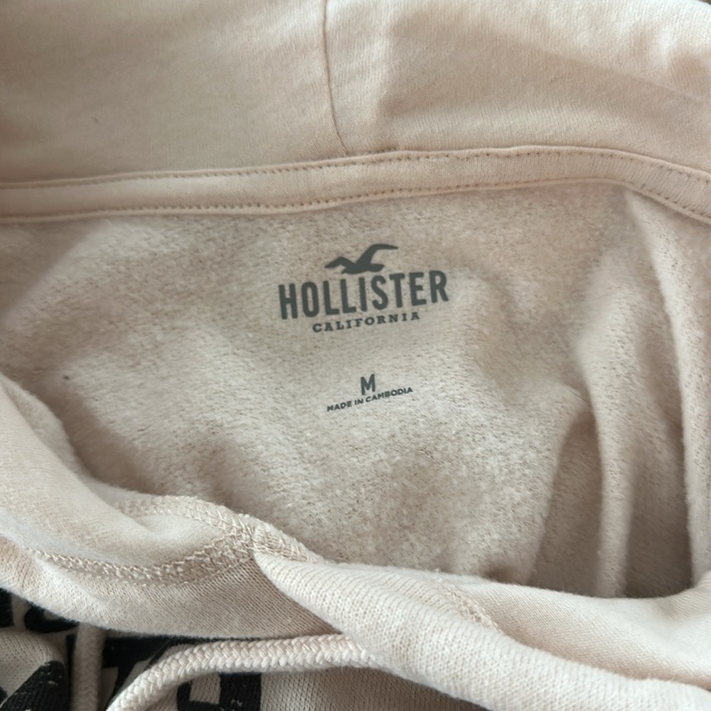 Hollister Crop Sweatshirt - Picture 4 of 4